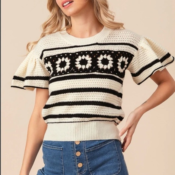 NWT BiBi Flutter Sleeve Sweater - Picture 1 of 6